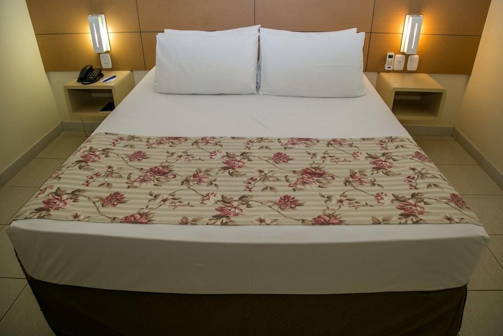 Hotel Caiua Express Maringá Eksteriør billede